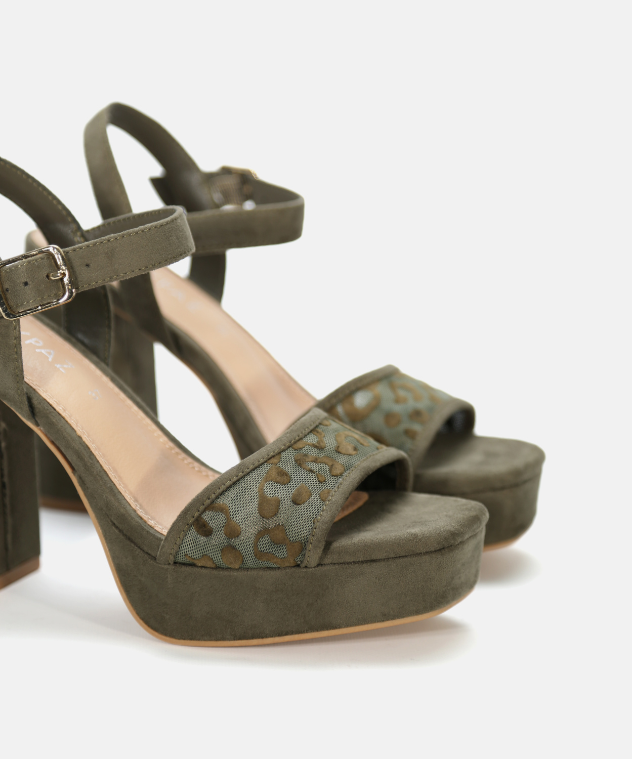 Sand&aacute;lia plataforma em rede image number null